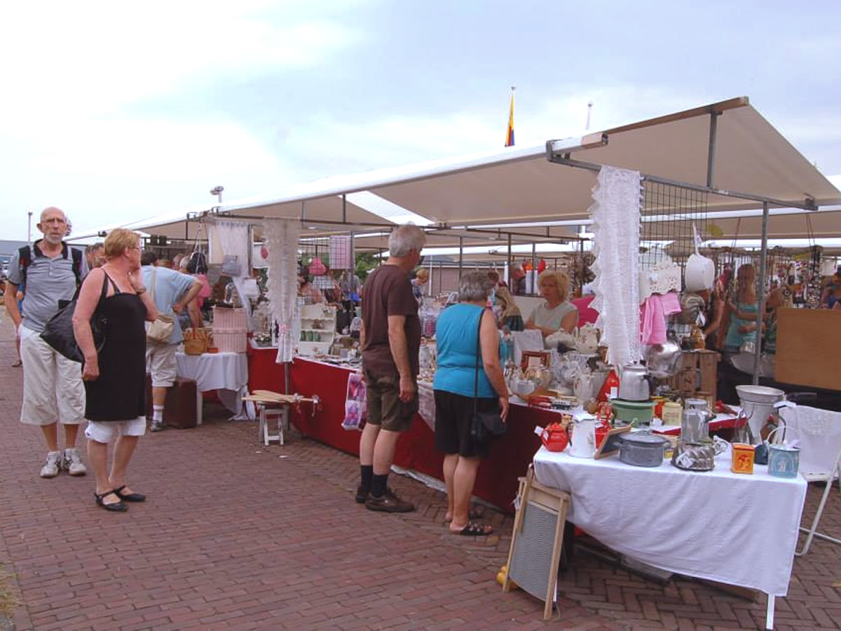 ZOMERMARKT